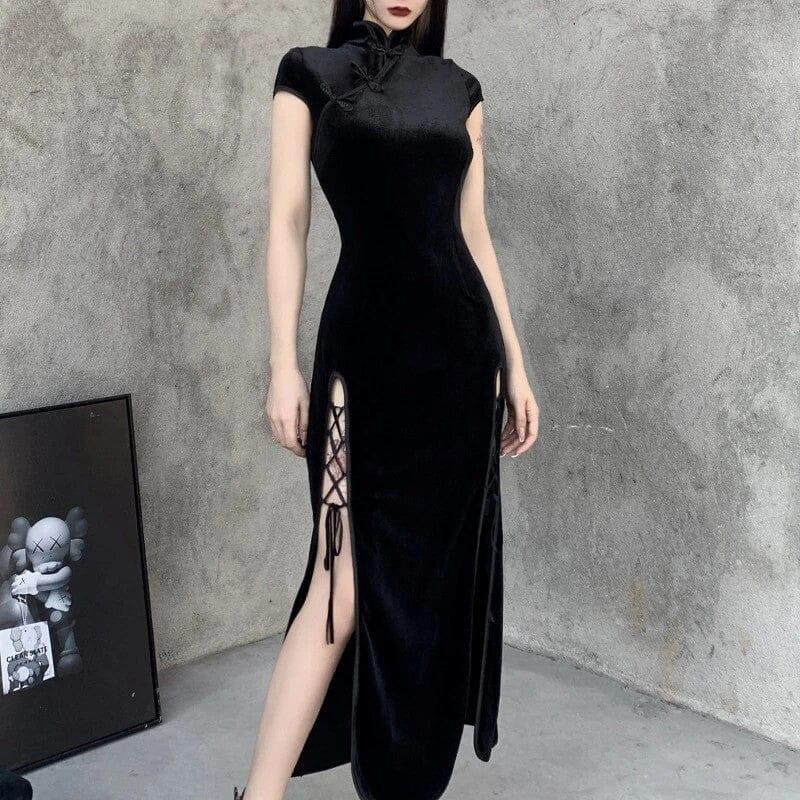 Alternate view: Women's dark romantic dresses