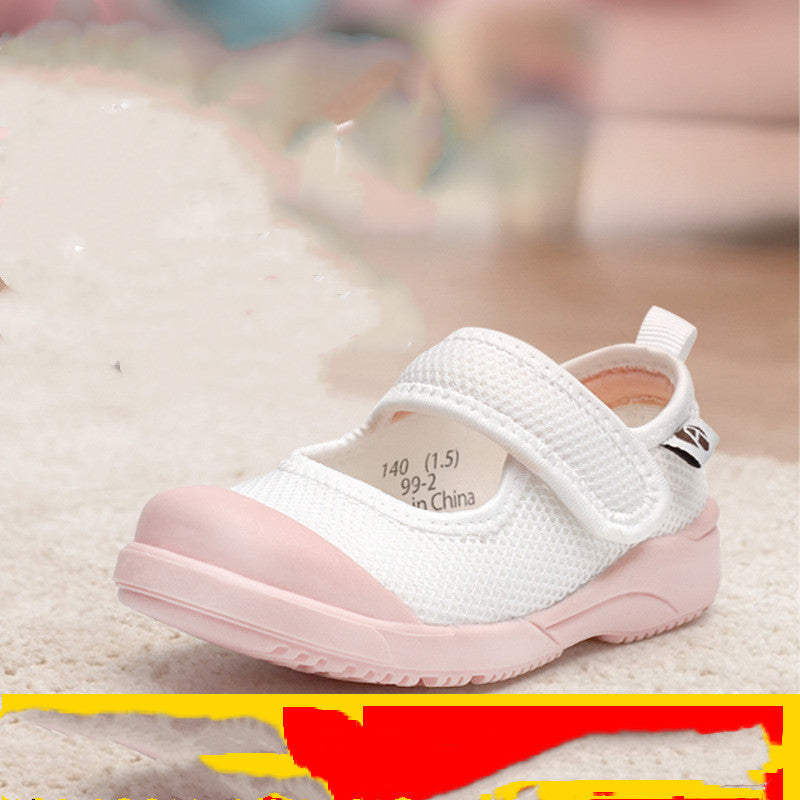 Girls white cloth shoes