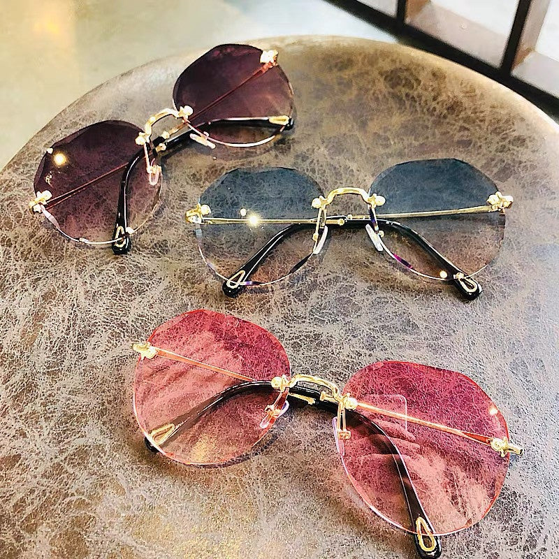 Women's rimless sunglasses