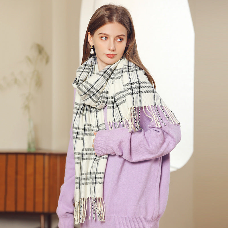 Alternate view: Women's line printed scarf