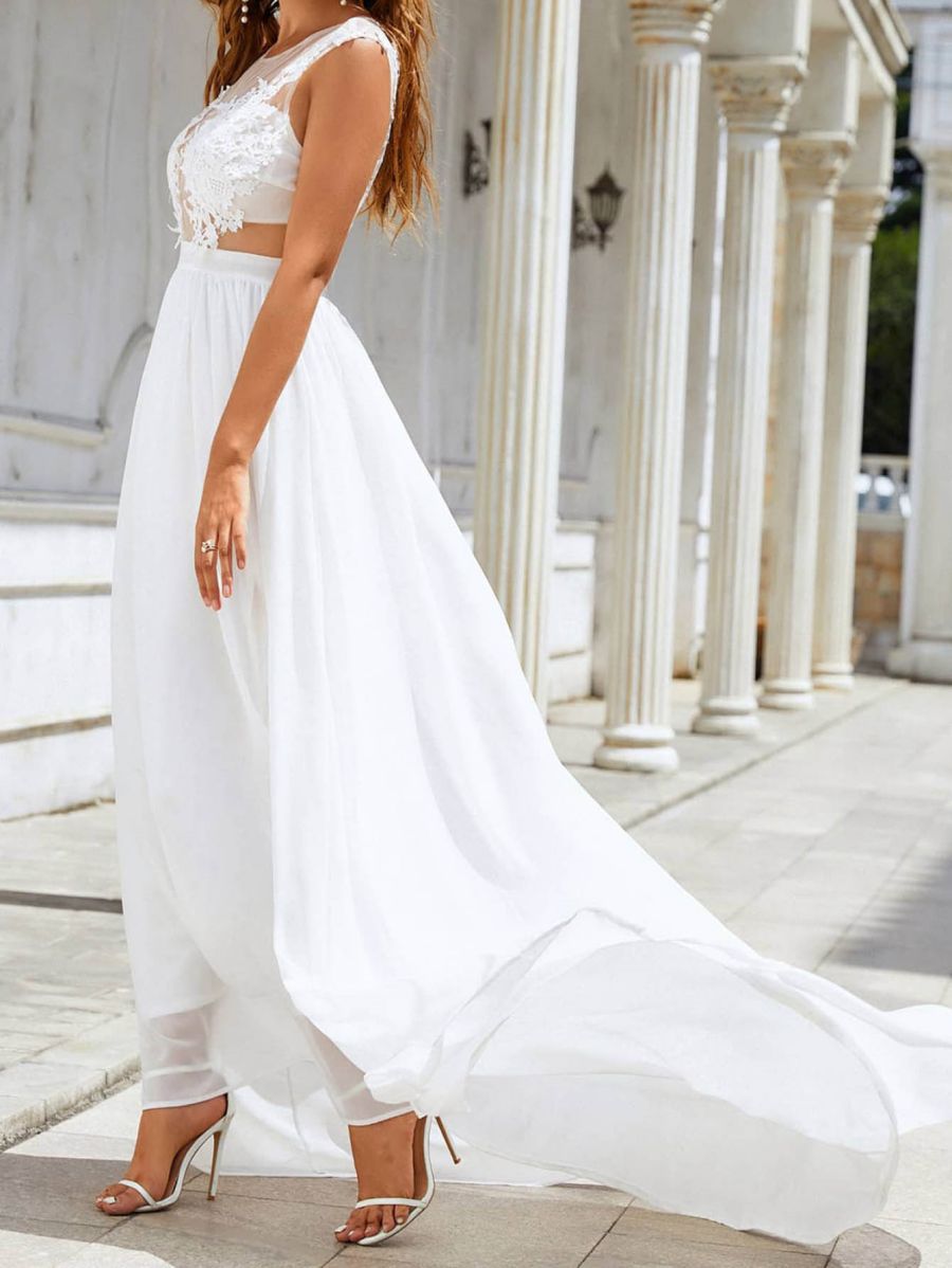 Alternate view: Women's chiffon wedding dress
