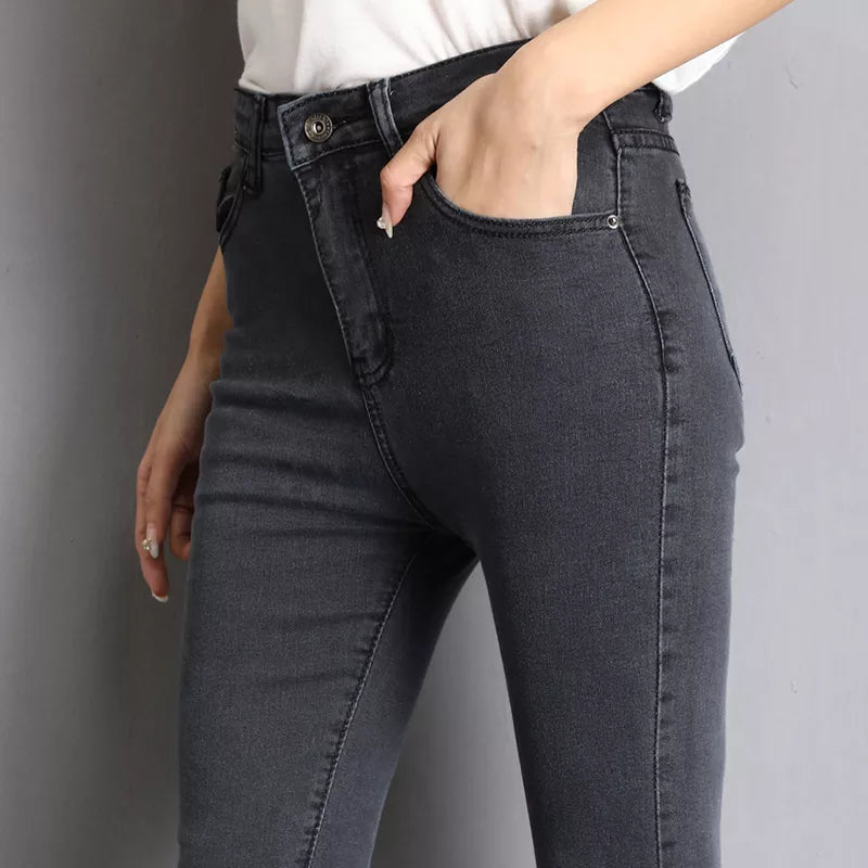 Women's gray high waist jeans