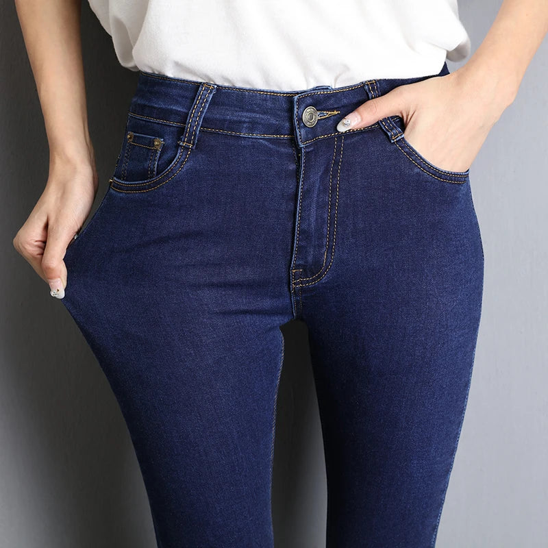 Women's blue high waist jeans