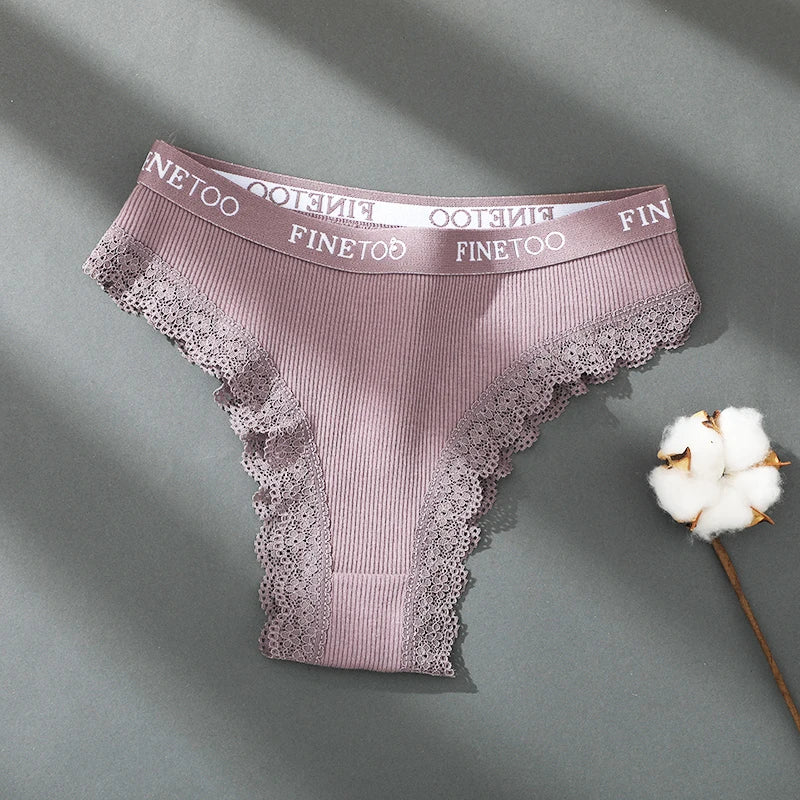 Women's khaki lace briefs