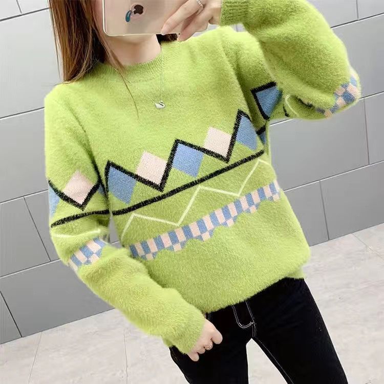 Women's chic autumn sweater