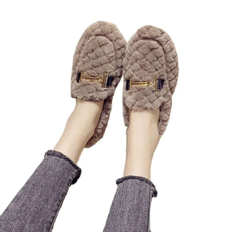 Alternate view: Women's plush chain slippers