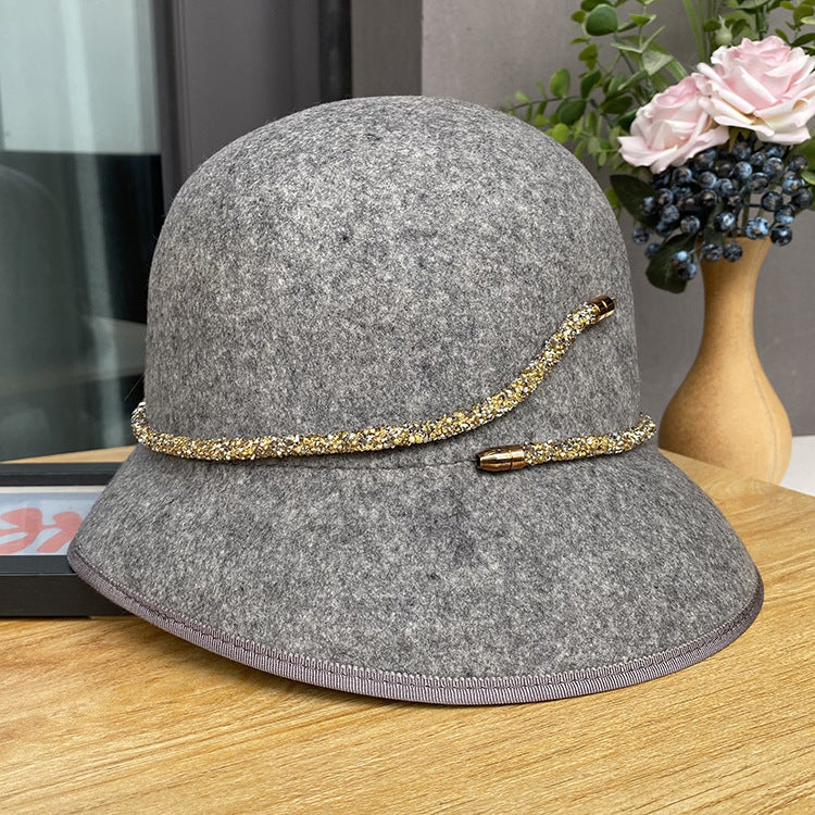 Women's gray belt bucket hat