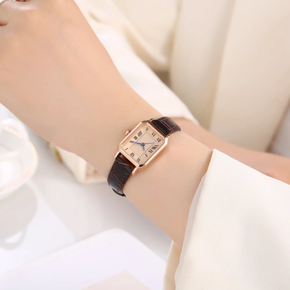 Vintage square Roman numeral watch - view 3