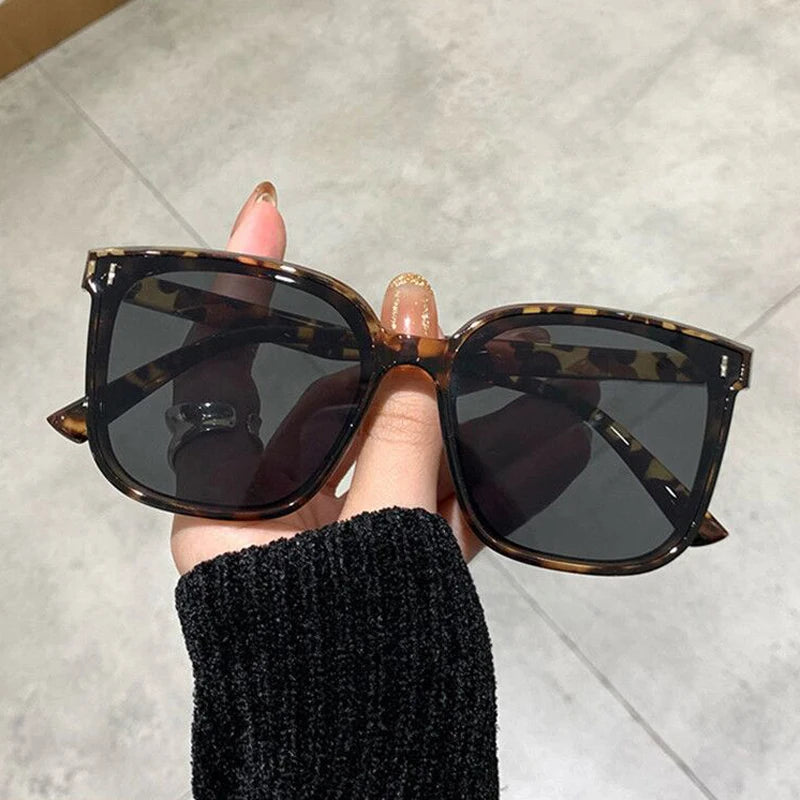 Alternate view: Women's oversized sunglasses