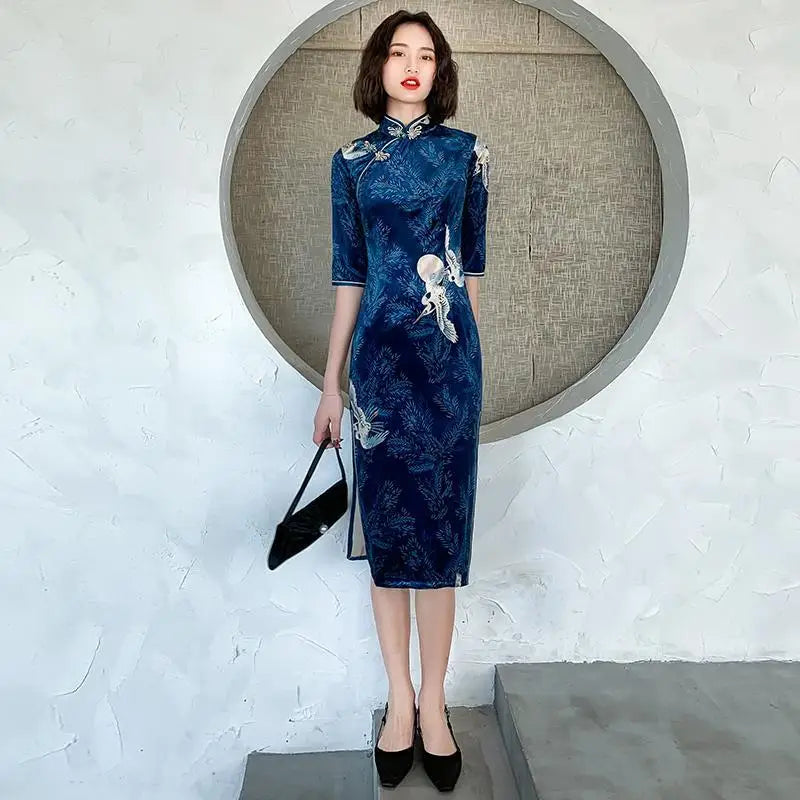 Alternate view: Women's dress