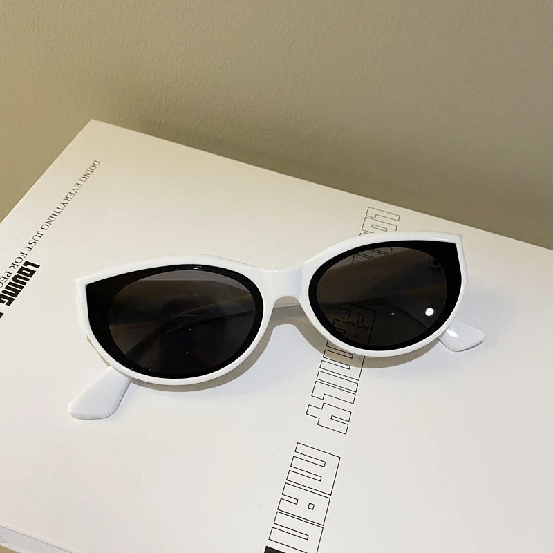 Alternate view: Women's bold cat sunglasses
