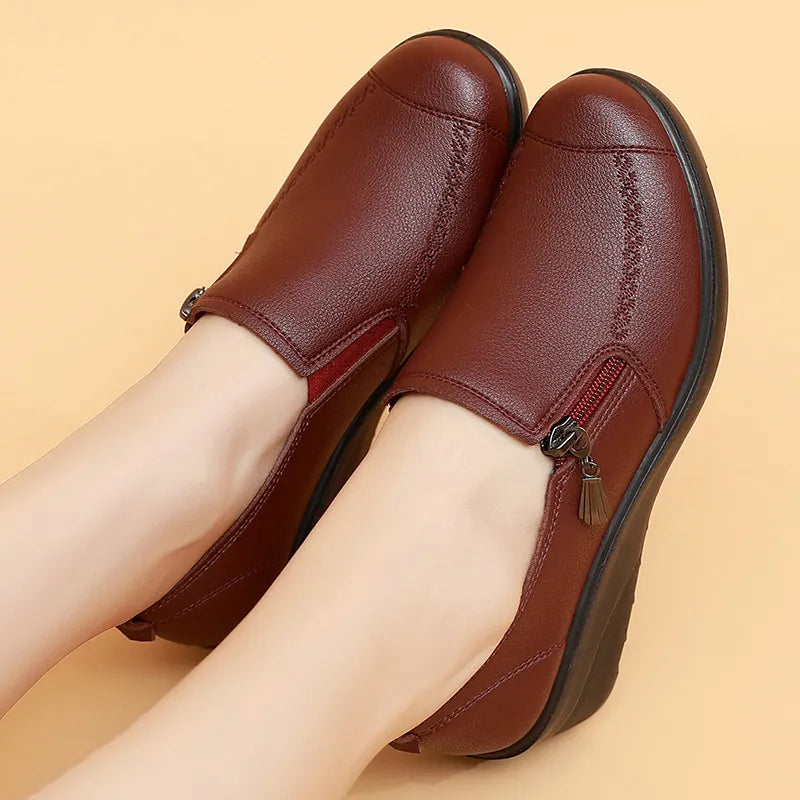 Alternate view: Women's pumps