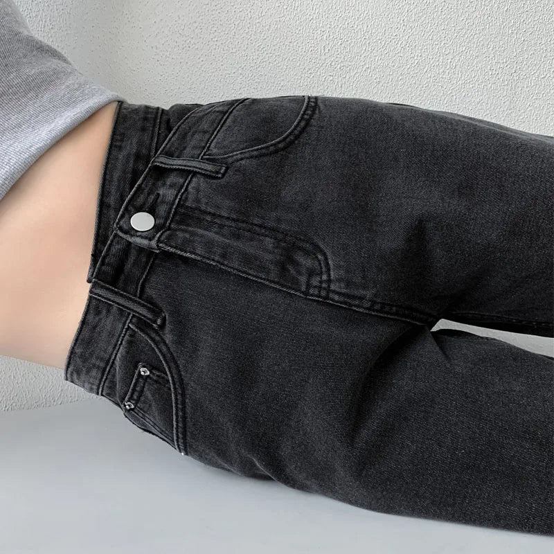 Women's wide leg mom jeans