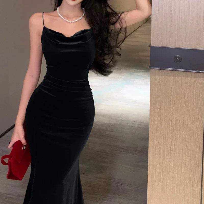 Alternate view: Women's red velvet party dress