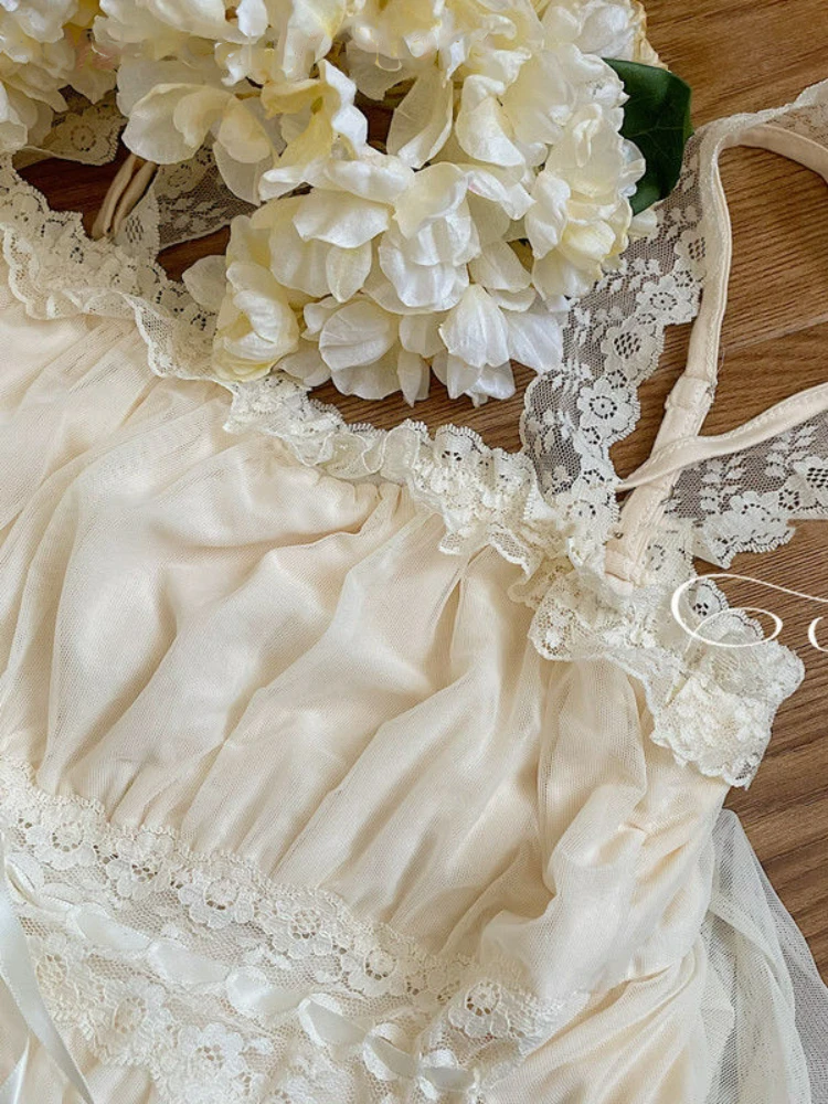 Alternate view: Women's sweet vintage dress