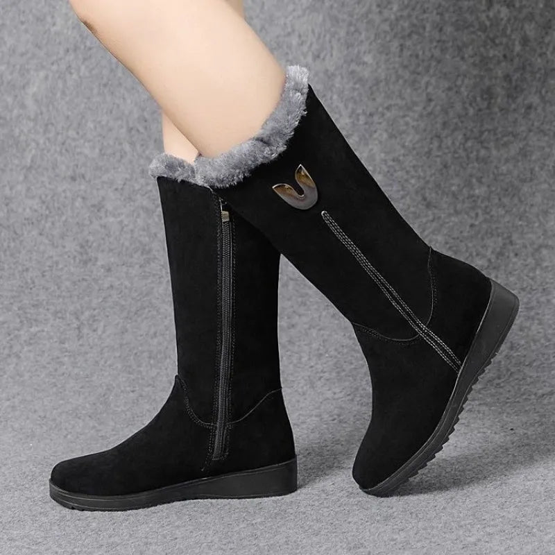 Women's black plush fur winter boots