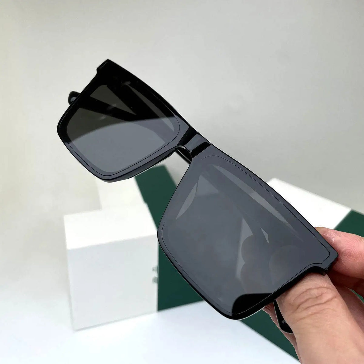 Women's polarized sunglasses