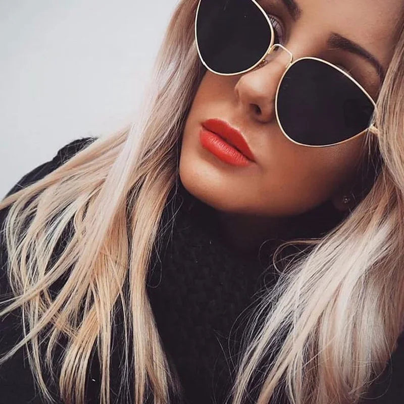 Women's retro cat sunglasses
