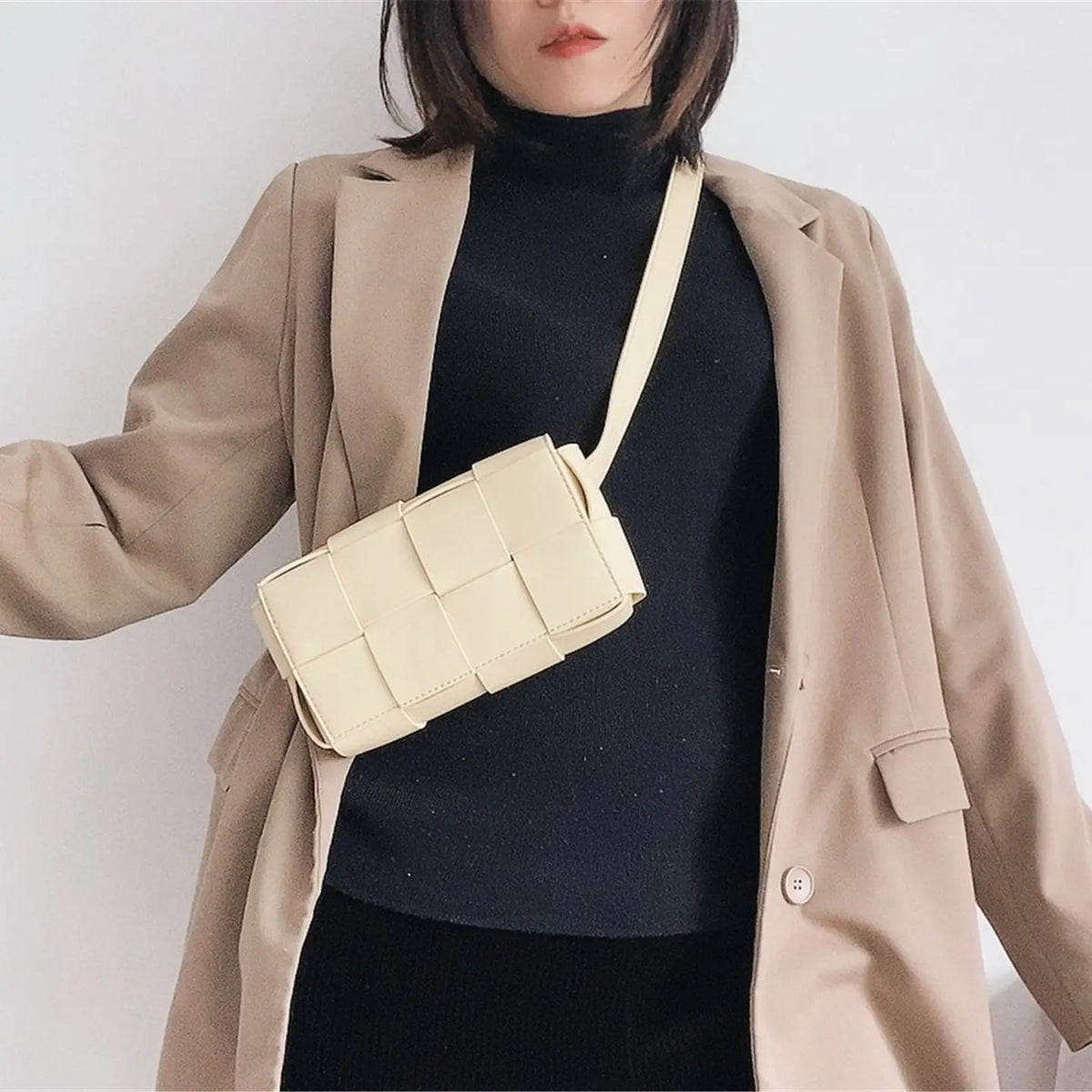 Alternate view: Women's woven leather belt bag