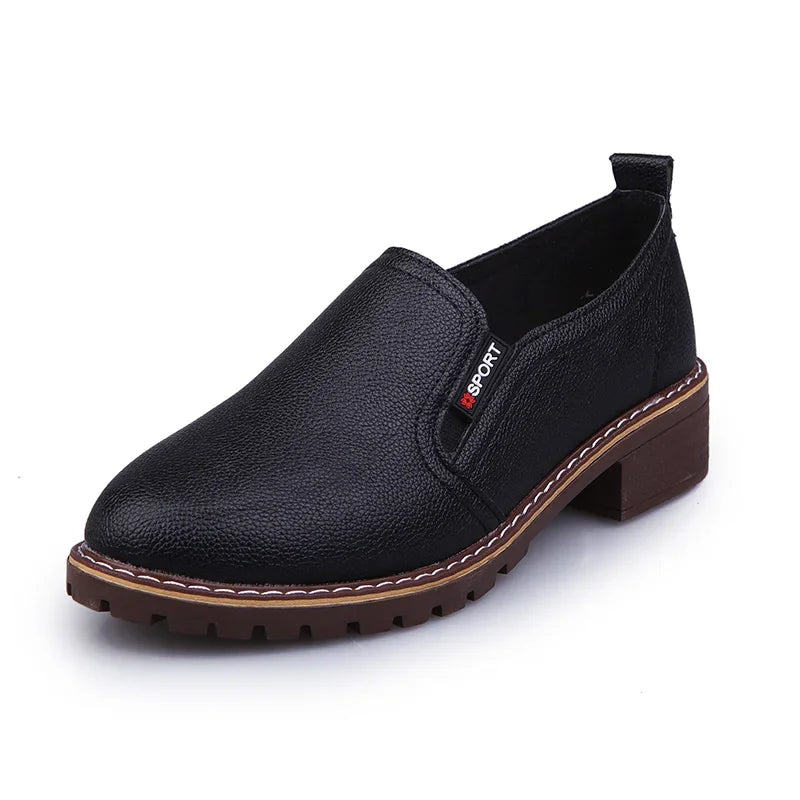 Alternate view: Women's leather loafer pumps