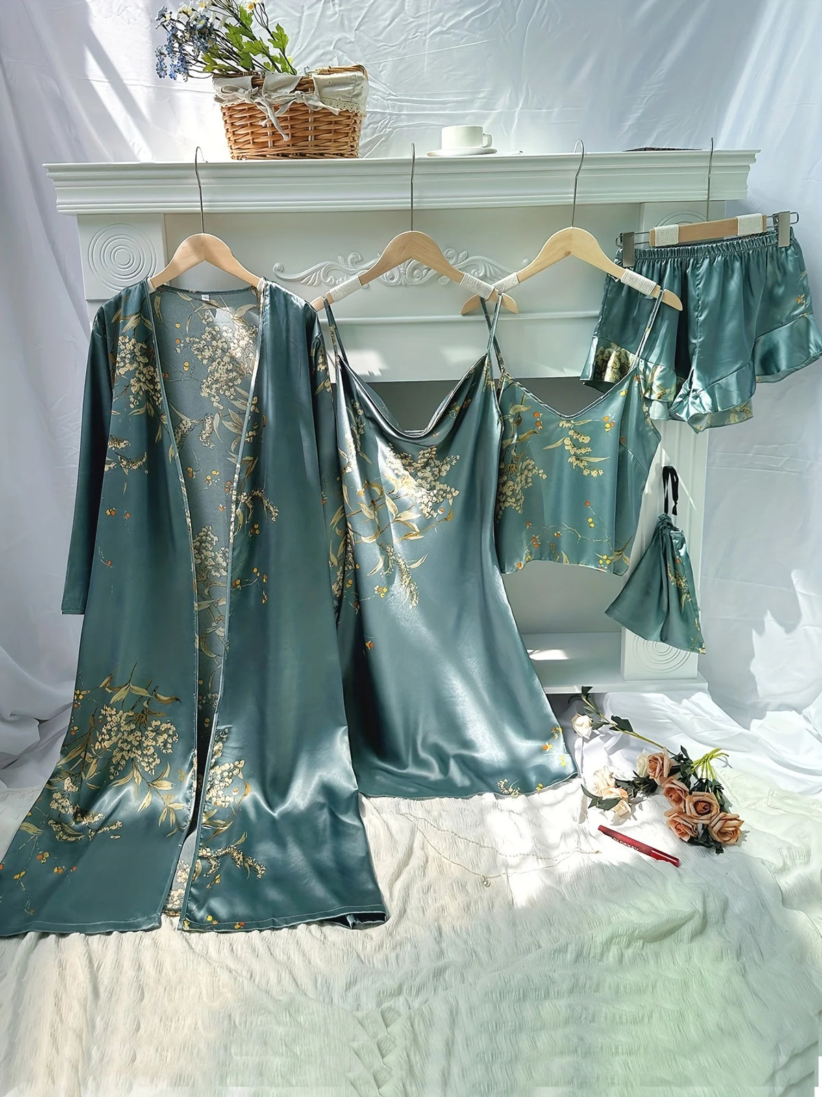 Women's green comfy & cute sleepwear
