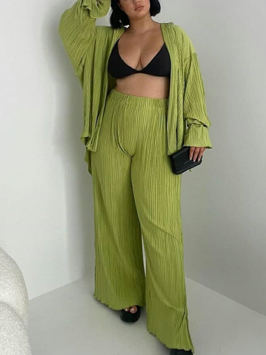 Alternate view: Women's pleated shirt & trousers