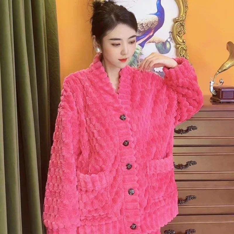 Women's coral velvet pajama set