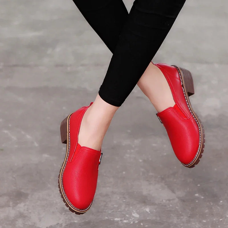 Alternate view: Women's leather loafer pumps