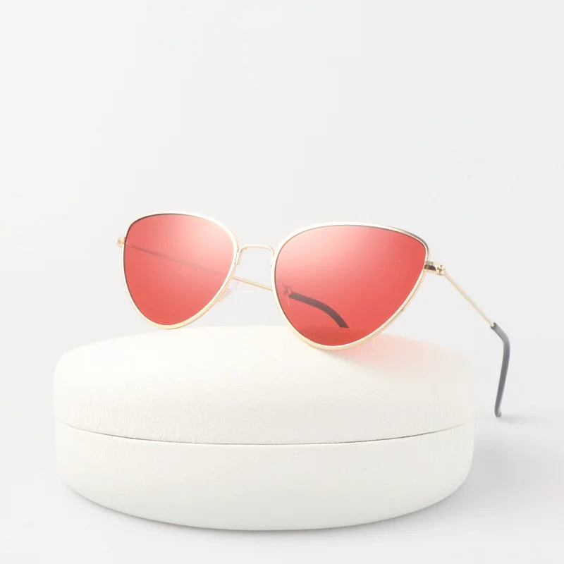 Alternate view: Women's retro cat sunglasses