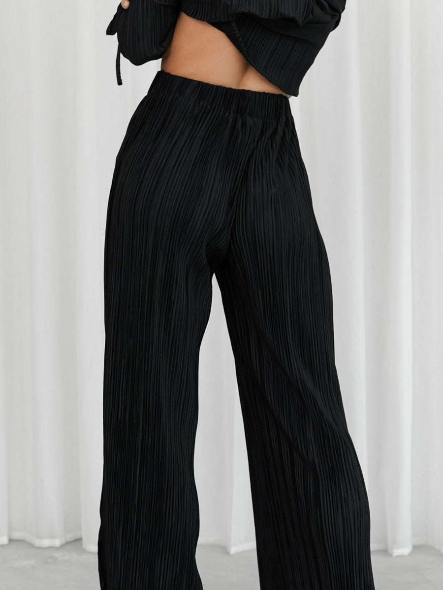 Alternate view: Women's pleated shirt & trousers