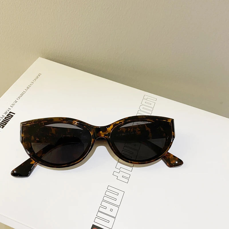 Alternate view: Women's bold cat sunglasses