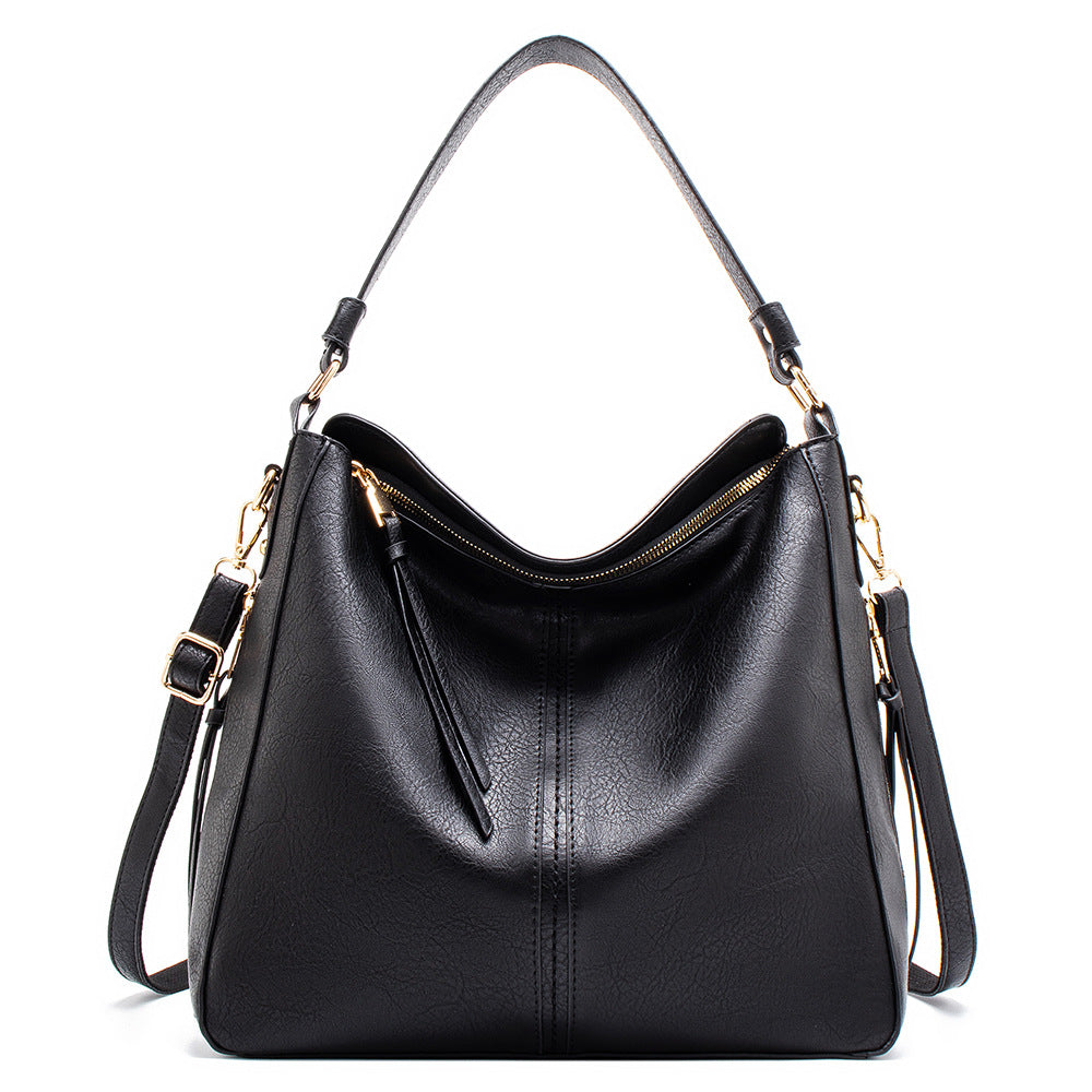 Women's black hobo bags