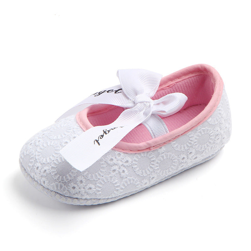 Girls white bow princess baby shoes