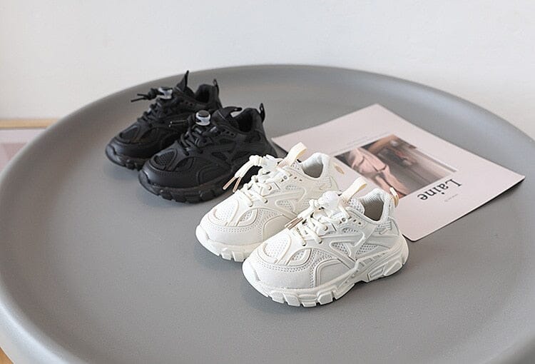 Kids mesh breathable sneakers