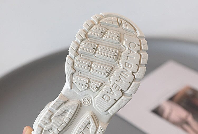 Kids mesh breathable sneakers