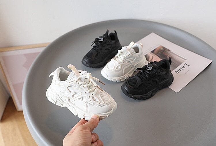 Kids mesh breathable sneakers