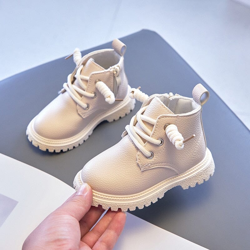 Boys beige short boots