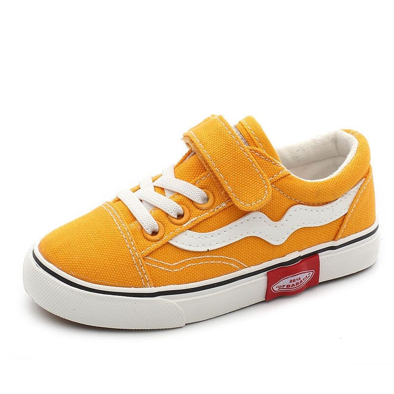 Kids breathable sneakers