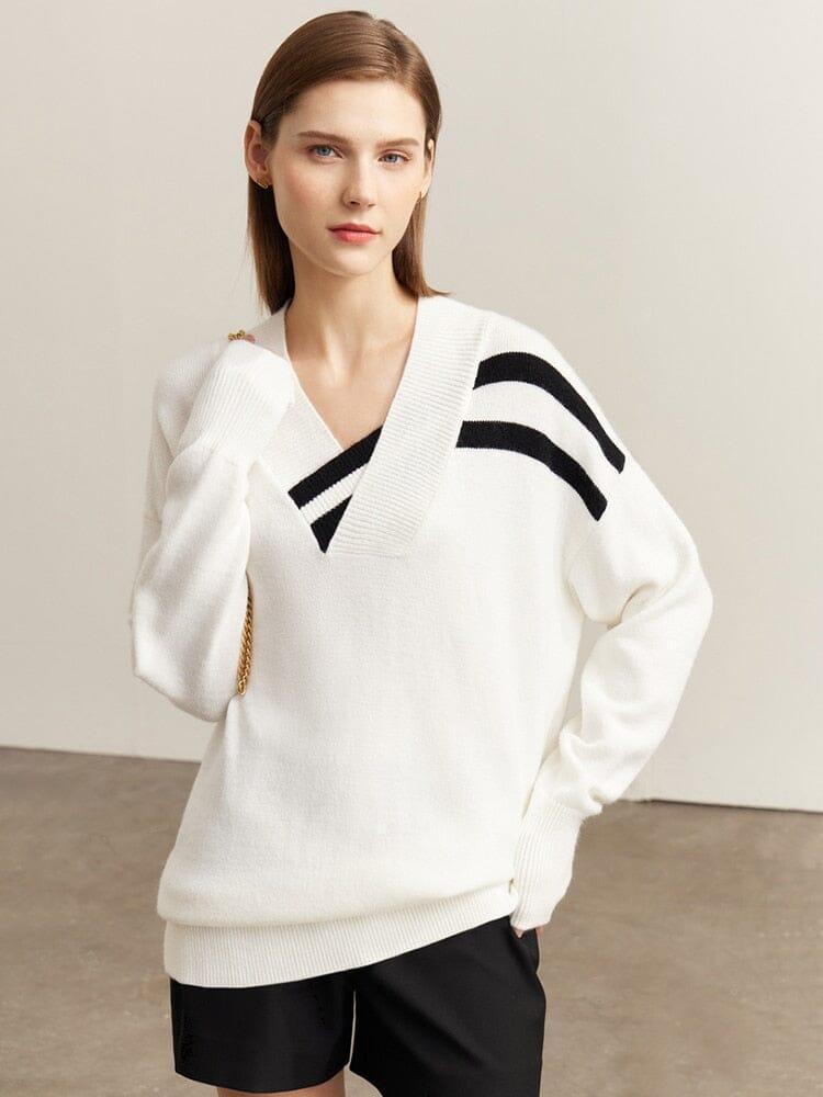 Women's off-white -neck sweater top